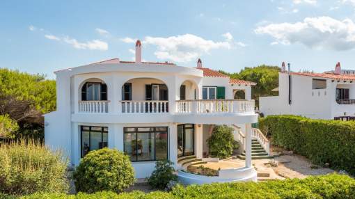 Spacious property with tourist licence to renovate Spacious property with tourist licence to renovate